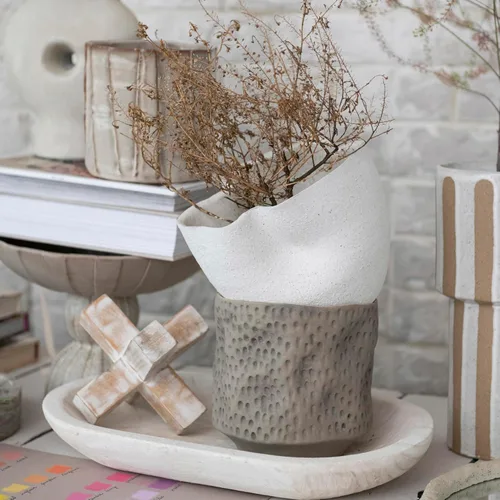 Vista 7 de Bloomingville Diseño de cruz de gato de madera de mango, decoración de acento encalada, blanco