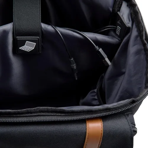 Vista 7 de EARTHLITE LMT Go-Pack – La mejor mochila de viaje para terapeuta de masaje, resistente al agua, puerto de carga USB, múltiples compartimentos