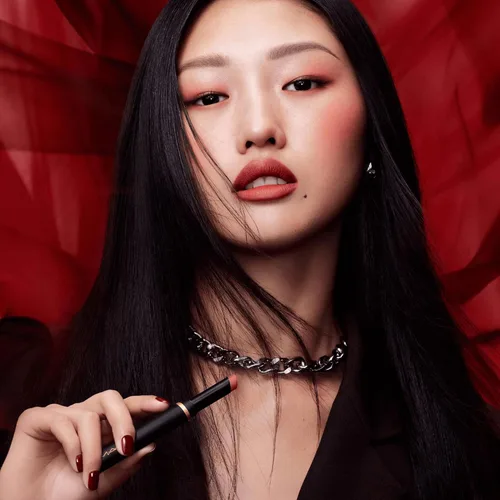 Vista 5 de MAC Powder Kiss Velvet Blur Slim Stick - 892 Over The Taupe 1 unidad