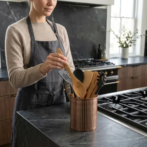 Vista 5 de Monarch Abode Kitchen Utensil Holder – Ridge Embossed Metal Antique Copper Utensil Holder, Decorative Utensil Crock for Kitchen Counter, Cooking