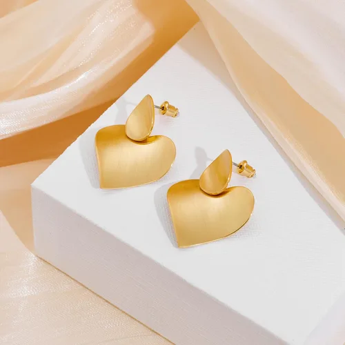Vista 2 de Aretes de corazón de oro, aretes colgantes rosados para mujer, corazón hueco de moda, joyería de regalo