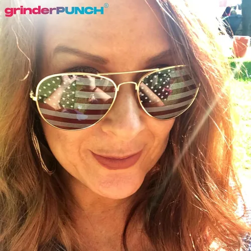 Vista 5 de grinderPUNCH Paquete de 3 gafas de sol de aviador con bandera estadounidense, colores surtidos, rojo, blanco, azul