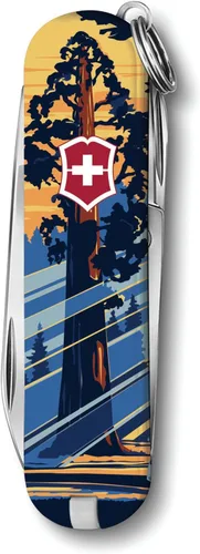 Vista 8 de Victorinox Classic SD Swiss Army – Navaja suiza de bolsillo, compacta, 7 funciones, navaja de bolsillo fabricada en Suiza con hoja pequeña, Parque
