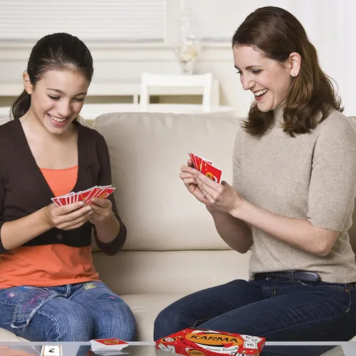Vista 26 de Card Game for Kids and Adults, Travel and Family Game Night Favorite