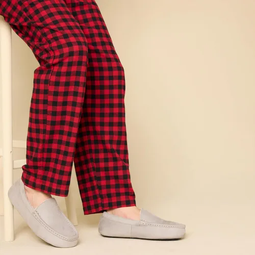 Vista 6 de Tienda Essentials Pantuflas tipo mocasín para hombre