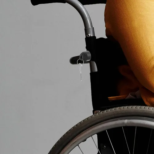 Vista 2 de Uonlytech Llave de repuesto de la llave de la vespa de la movilidad del reemplazo de la llave del tirón