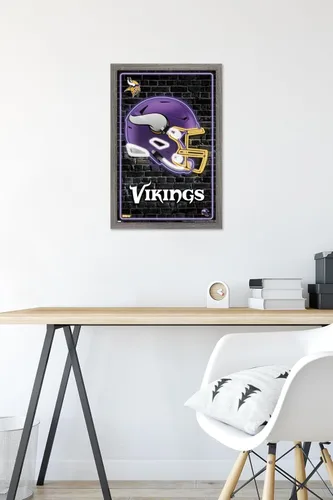 Vista 6 de Trends International NFL Minnesota Vikings - Póster de pared con casco neón 23, 22.4 pulgadas de largo x 14.7 pulgadas, versión enmarcada en madera