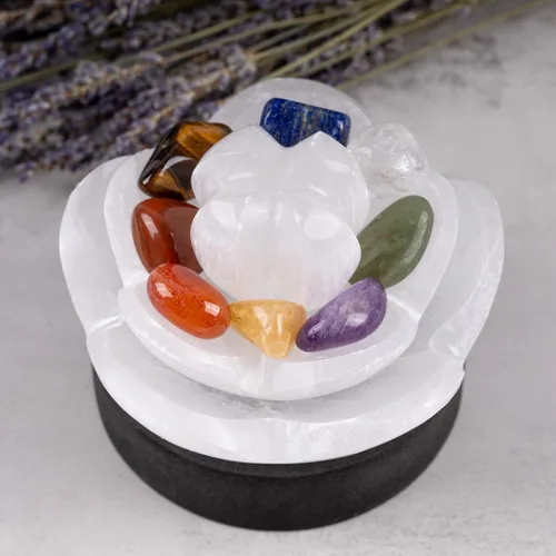 Vista 5 de Cuenco de selenita de flor de loto para carga de cristales, 3 piezas de cuenco de selenita de flores para carga de cristales, extraído y fabricado