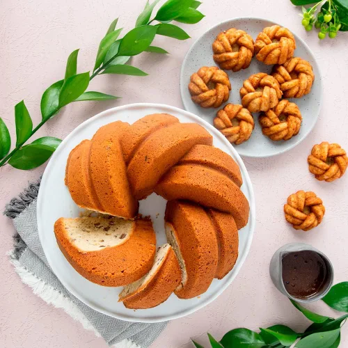 Vista 17 de Nordic Ware NW 95577 Molde Bundt para Pastel de Cuerda Trenzada del 75 Aniversario, Dorado, Capacidad de 12 Tazas