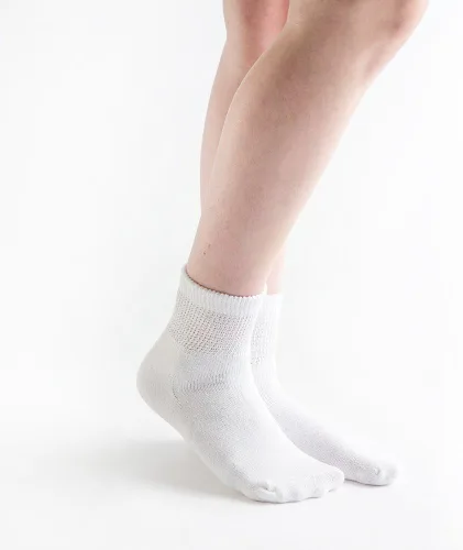 Vista 6 de Doc Ortho Calcetines de algodón para diabéticos de ajuste holgado para hombres y mujeres, 12 pares, 1/4 de tripulación