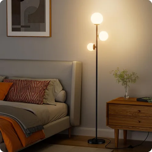 Vista 5 de Lámpara de pie Nukanu con 3 pantallas de vidrio esmerilado, lámpara de pie para sala de estar, dormitorio, oficina con 3 bombillas led, lámpara alta