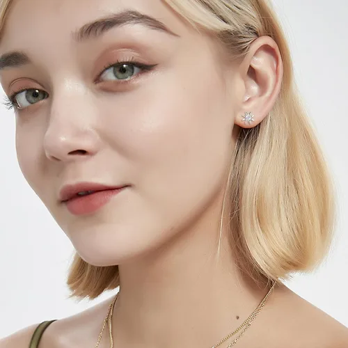 Vista 3 de 4 Pairs White Gold Star Stud Earrings for Women Celestial Hypoallergenic Silver Stud Earrings Set for Sensitive Ears