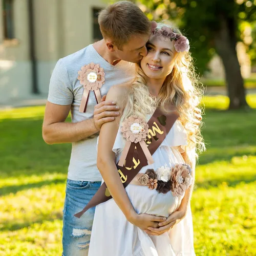 Vista 5 de Kit de maternidad de 5 piezas para baby shower de mamá para mamá, broches para papá para ser, ramillete de flores, corona de cinturón para el Marrón