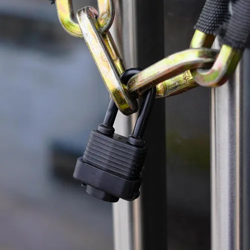 Vista 8 de Candado de acero laminado resistente al agua de 2.9 x 1.5 pulgadas con llaves para uso en exteriores e interiores, paquete de 1