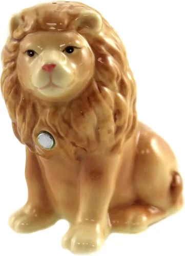 Vista 2 de Pacific Giftware Juego de coctelera magnética de sal y pimentero de 4.75 pulgadas Animal Kingdom Mr. and Mrs. Lion Couple