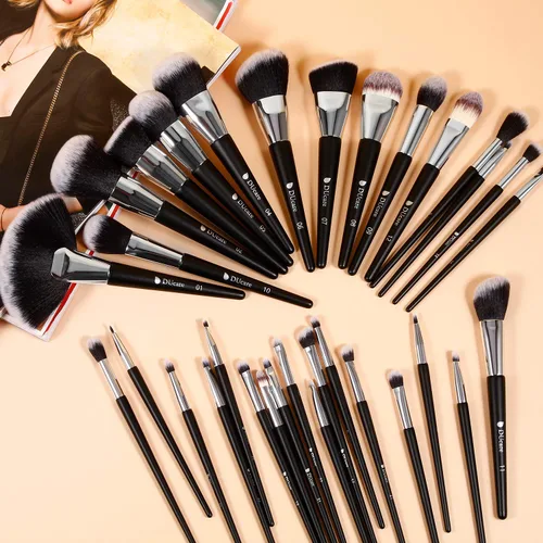 Vista 2 de DUcare Brochas de maquillaje profesional+limpiador de brochas de maquillaje