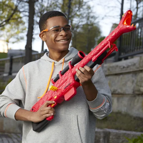 Vista 8 de Nerf Roblox Zombie Attack: Viper Strike Sniper-Inspired Blaster con alcance, código para artículo virtual exclusivo, juguetes Roblox para niños