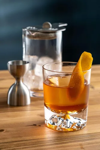 Vista 7 de Amehla "Foundation Crystal Rocks - Vasos de whisky de 10 onzas con base pesada montañas, vaso de whisky de montaña para bourbon - Elegante vaso