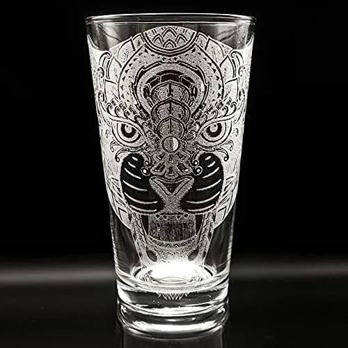 Vista 2 de LumEngrave SPIRIT ANIMAL PANTHER Engraved Pint Glass Great Animal Gift Idea!