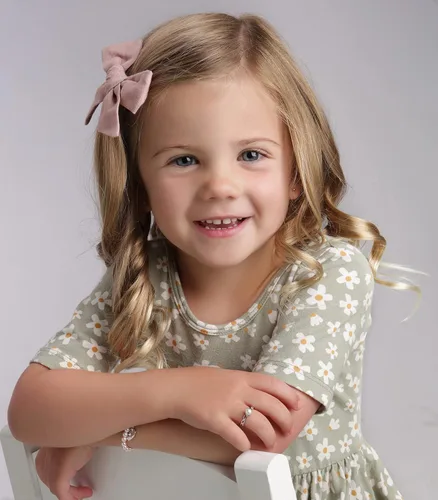 Vista 3 de Anillo de plata de ley con perlas cultivadas para niñas pequeñas niños y bebés