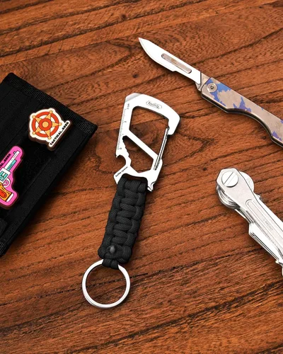 Vista 9 de KeyUnity KC00 Llavero de mosquetón de paracord, cordón de paracaídas 550 Multiherramienta para exteriores, mochilas, hombres y mujeres