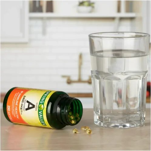 Vista 2 de Suplemento de vitamina A Spring Valley 2400 mcg, 250 unidades + adhesivo STS.