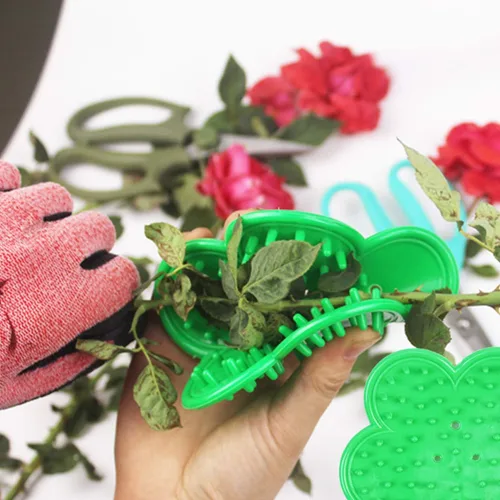 Vista 3 de TIHOOD Kit profesional de 3 piezas de pelador de espinas de hoja de rosa, herramienta de desmontaje de espinas para rosas y guantes de jardín