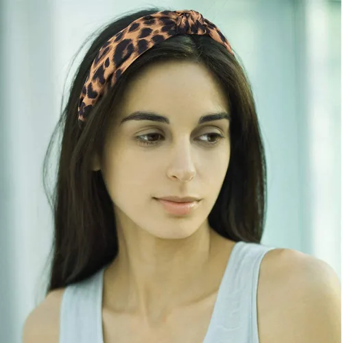 Vista 2 de KICOSY 2 diademas para mujeres, diadema de leopardo, diadema anudada para niñas, diadema ancha antideslizante, accesorios elásticos para el cabello
