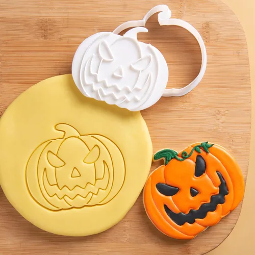 Vista 36 de Flycalf Cortadores de galletas de Halloween, formas de sombrero de bruja con sellos de émbolo, accesorios de horneado de ácido poliláctico