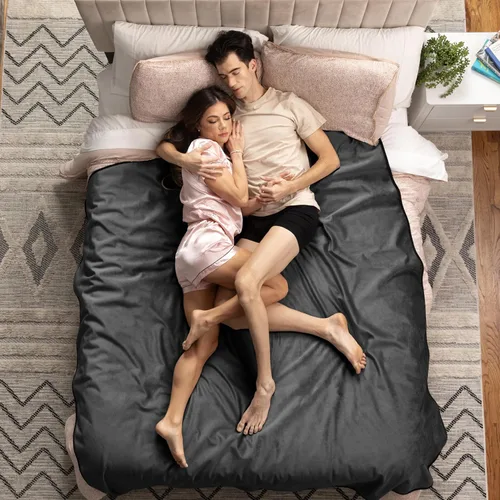 Avana Manta impermeable – Manta sensual para adultos – Fabricada en los Estados Unidos – Tamaño King, microterciopelo negro