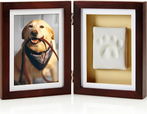 Vista 10 de Pearhead Marco de fotos con estampado de patas de mascota con kit de impresión de arcilla, marco de madera para huellas de mascotas, recuerdo