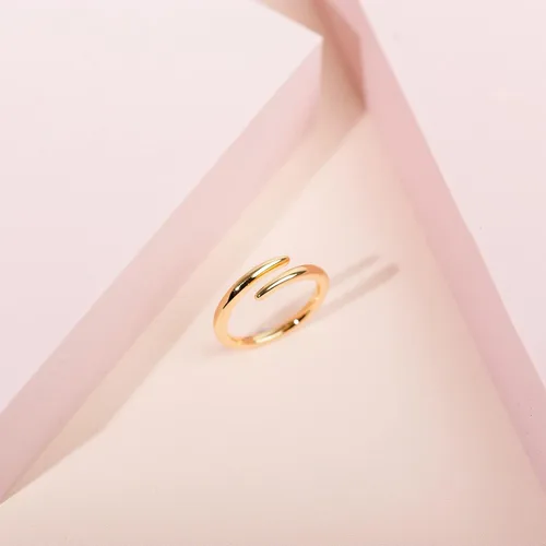 Vista 3 de PAVOI Anillo de eternidad chapado en oro de 14 quilates para mujer